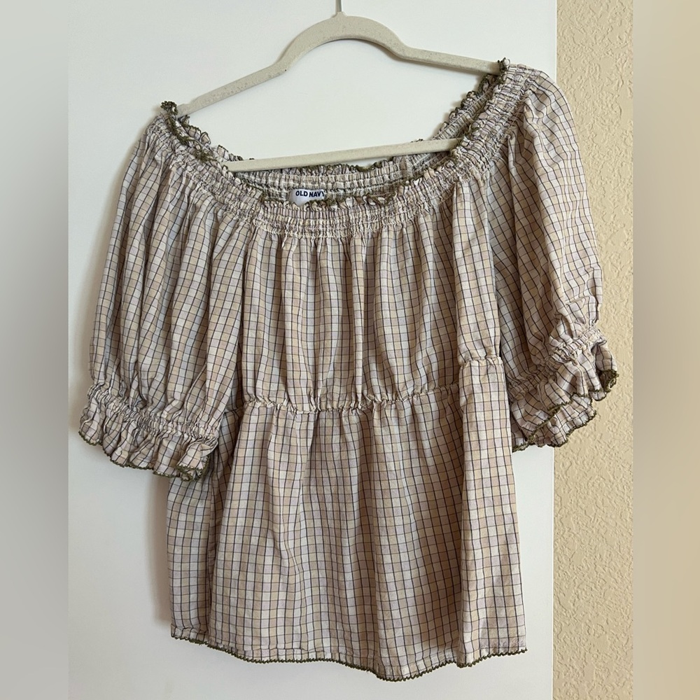 Old navy blouse